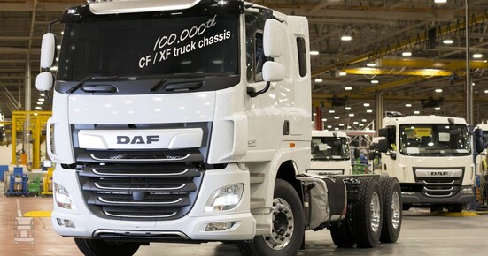 100000th_DAF_CF_XF_truck_chassis_built_in_Leyland-1400.jpg