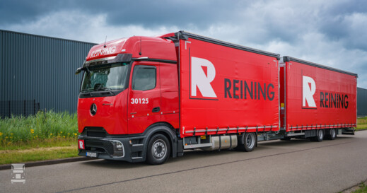 1920_reiningkiestvoor29nieuweactros-trucksvoorinternationaalvolumetransport-2 1920_reiningkiestvoor29nieuweactros-trucksvoorinternationaalvolumetransport-2